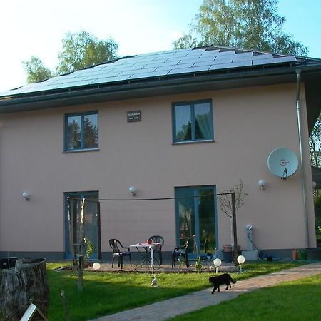 Gästezimmer Ferienwohnung VILLA ALEXA auch mit Wallbox Woltersdorf  Exterior foto